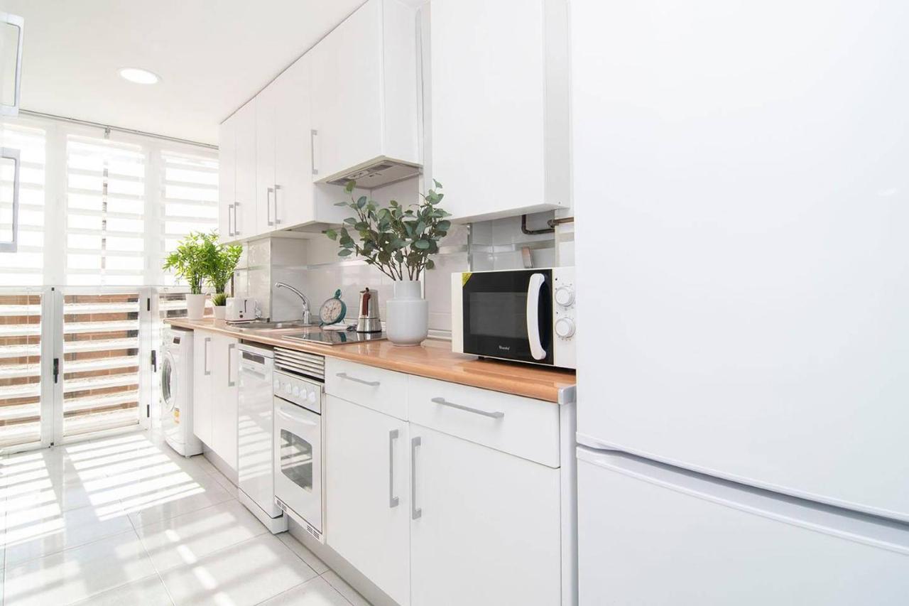 Apartment Sunny At The Foot Of Royal Palace By Batuecas Madrid